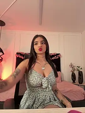 Abriil cutee online show from 04/08/26, 02:06