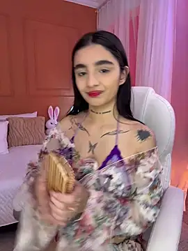 Snapshot of Abriil_cutee chatting on 05/20/26, 05:19 Abriil cutee online show from 05/20/26, 05:19