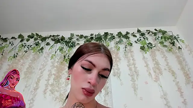 Snapshot of lizz_lunna chatting on 06/17/26, 08:21 lizz lunna online show from 06/17/26, 08:21