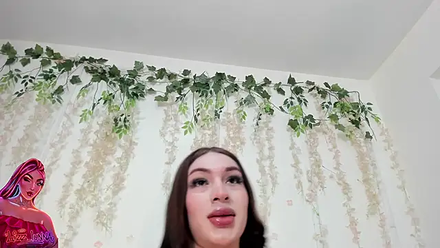 Snapshot of lizz_lunna chatting on 06/23/26, 08:07 lizz lunna online show from 06/23/26, 08:07