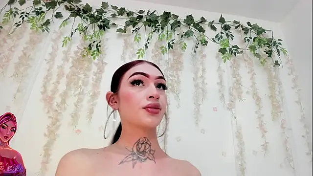 Snapshot of lizz_lunna chatting on 07/16/26, 11:33 lizz lunna online show from 07/16/26, 11:33