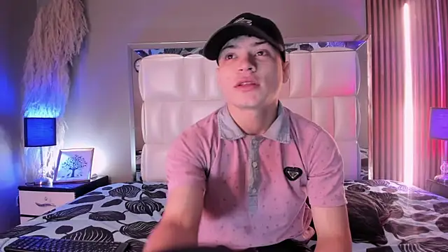 Roger And Ramona online show from 03/01/26, 12:18