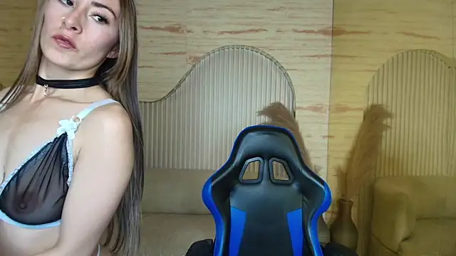 katalina r  online show from 05/21/26, 08:05