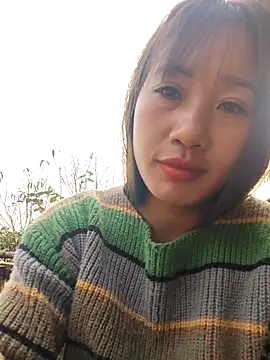 Snapshot of apple0011 chatting on 02/07/26, 02:04 apple0011 online show from 02/07/26, 02:04