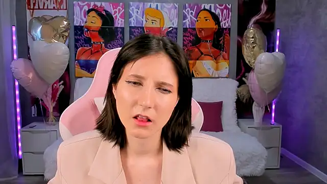 KikaOsterman online show from 02/14/26, 12:35