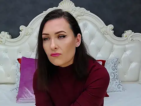 VeraNoir online show from 02/12/26, 12:33