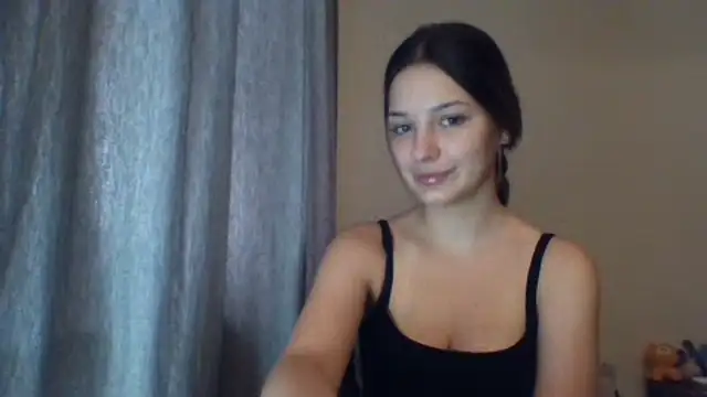 Snapshot of EvelineMagnetic chatting on 07/25/26, 02:25 EvelineMagnetic online show from 07/25/26, 02:25