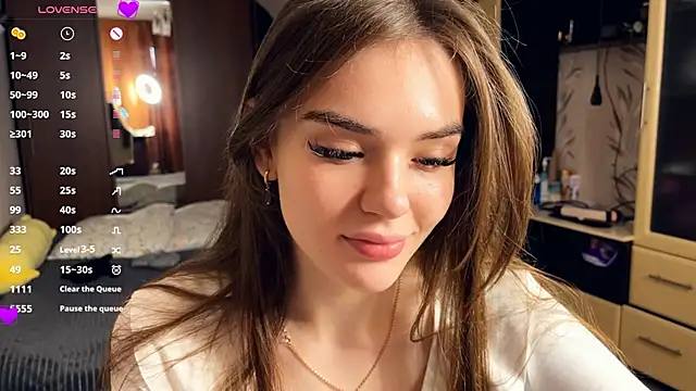 LubaSeirers online show from 04/04/26, 03:20