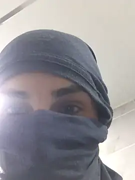 Snapshot of eyelessmage_ chatting on 03/04/26, 06:47 eyelessmage online show from 03/04/26, 06:47