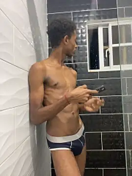 twink gabrielll online show from 06/07/26, 11:30
