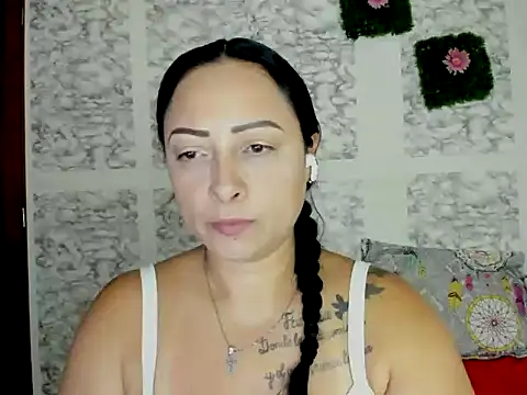 XXXStephanie XXX online show from 05/19/26, 10:05