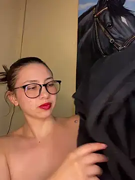 Shayla--broos online show from 02/12/26, 04:07