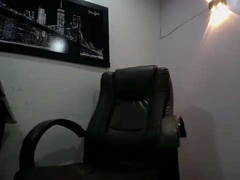 Oswalldo   online show from 02/14/26, 11:18