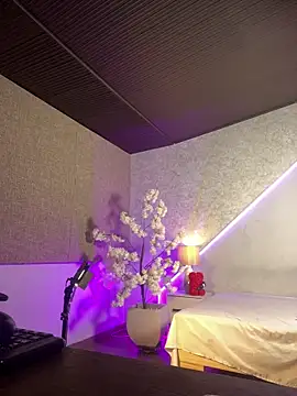 maaluh online show from 04/20/26, 03:59