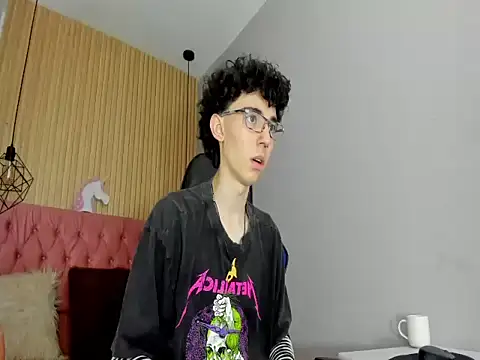 Syriussz online show from 02/11/26, 07:41