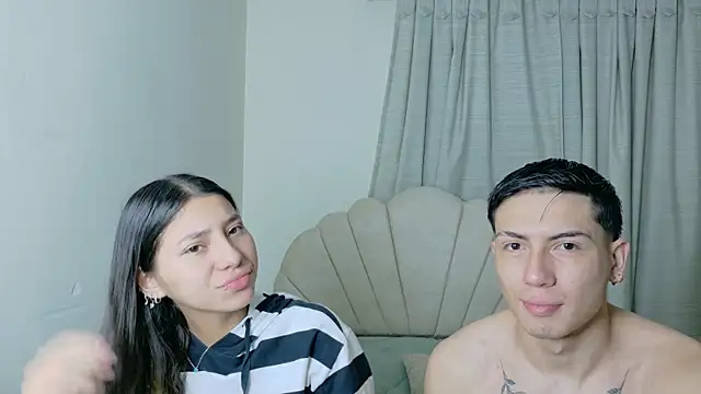 ScarlettAndLucas online show from 06/18/26, 10:19