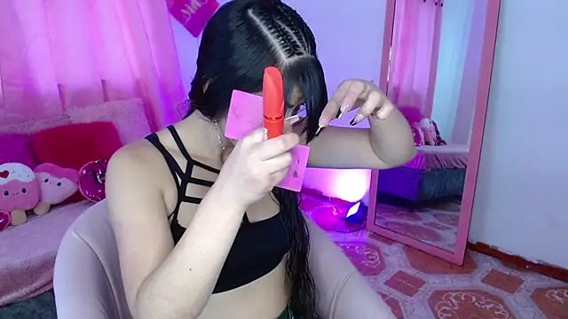 Snapshot of eimmy01 chatting on 02/11/26, 12:10 eimmy01 online show from 02/11/26, 12:10