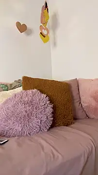 GiannaMagari online show from 02/04/26, 08:58