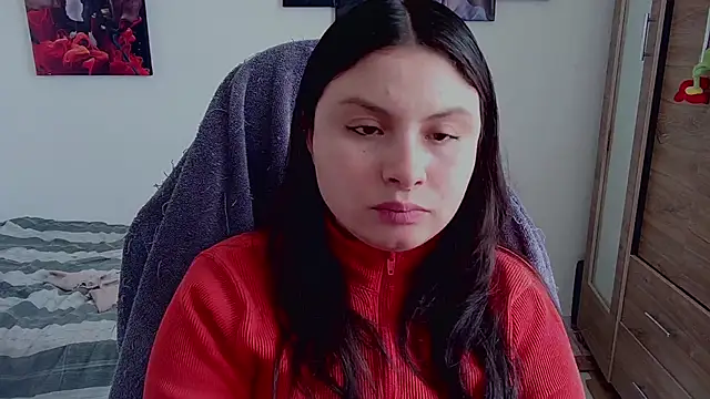 yessica gomez01 online show from 04/15/26, 07:10