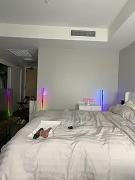 juliasweettits online show from 03/01/26, 12:12