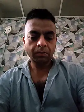 Snapshot of ashleellaunda7582 chatting on 04/24/26, 04:04 ashleellaunda7582 online show from 04/24/26, 04:04