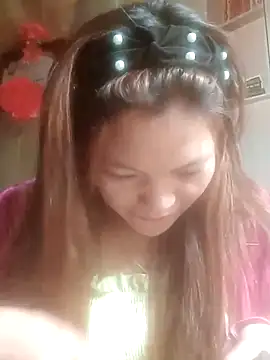 Snapshot of jjennyyy chatting on 05/05/26, 02:41 jjennyyy online show from 05/05/26, 02:41