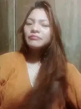 Snapshot of jjennyyy chatting on 05/10/26, 02:17 jjennyyy online show from 05/10/26, 02:17