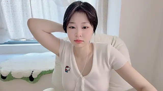 Snapshot of Onefiona chatting on 07/25/26, 06:55 Onefiona online show from 07/25/26, 06:55