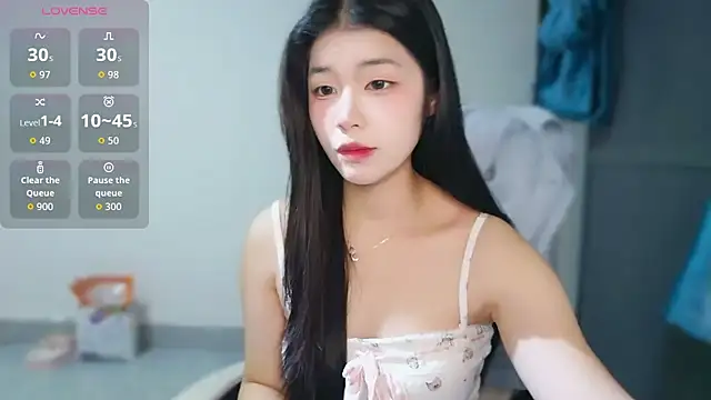 -XiaoYu-777 online show from 02/12/26, 11:05