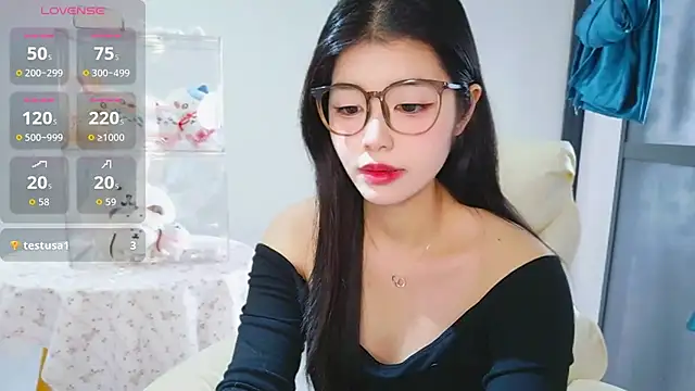 -XiaoYu-777 online show from 03/01/26, 08:38