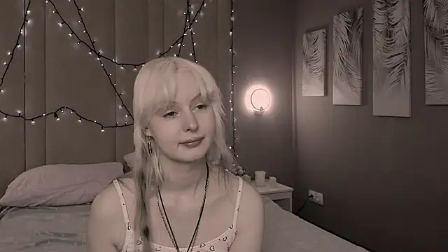 AdeleSilvy online show from 02/19/26, 01:56