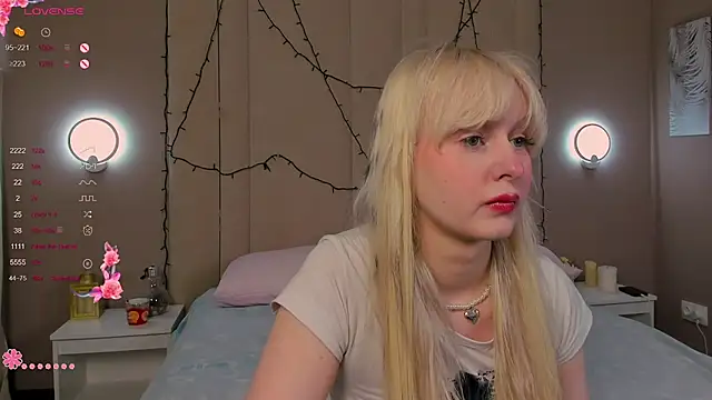 AdeleSilvy online show from 03/26/26, 01:55