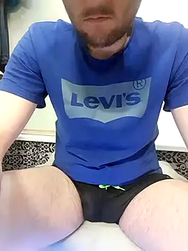 80julien online show from 04/26/26, 03:32