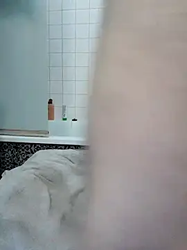 80julien online show from 04/27/26, 09:24