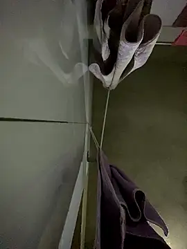 Snapshot of Juhi-beo chatting on 01/18/26, 02:54 Juhi-beo online show from 01/18/26, 02:54