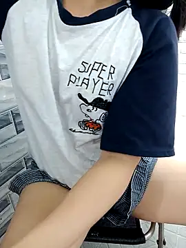 EnzxMoon02 online show from 04/12/26, 04:50