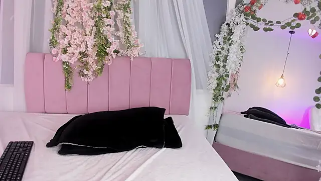 nicky bonny18 online show from 02/25/26, 12:20