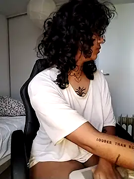 therealsun8 online show from 02/12/26, 07:47