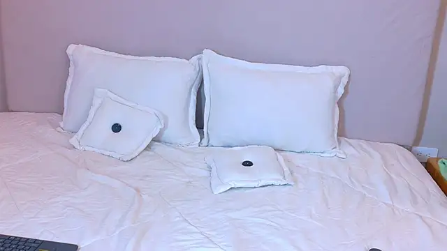 zarah queen online show from 02/22/26, 03:18