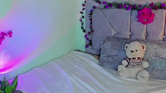 Britanny77 online show from 03/26/26, 11:43