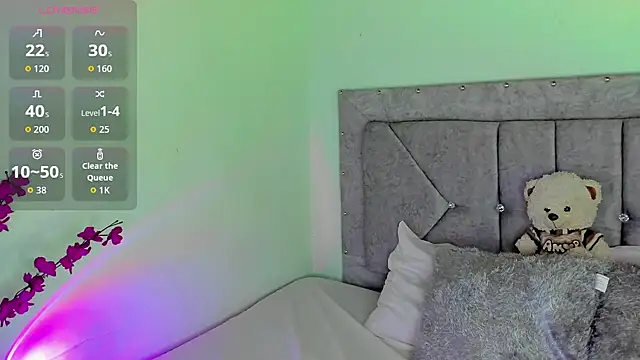 Britanny77 online show from 04/08/26, 09:26