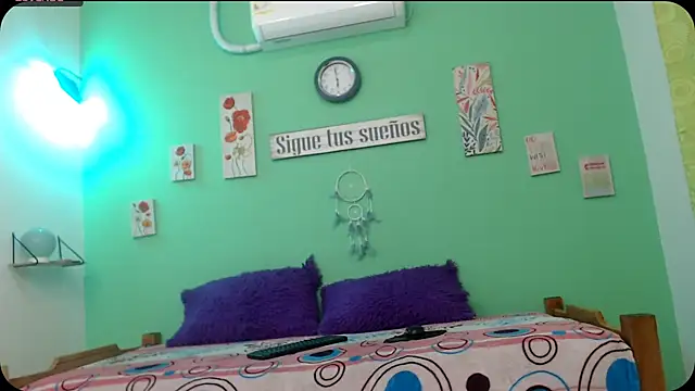 lucerodelamanana343 online show from 04/15/26, 06:48