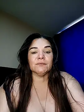 Snapshot of lee_hot chatting on 01/12/26, 06:57 lee hot online show from 01/12/26, 06:57