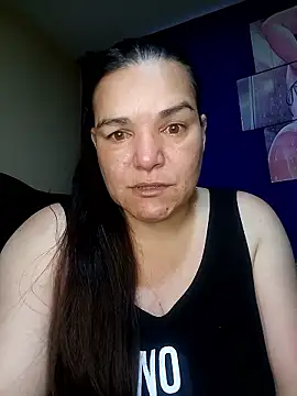 Snapshot of lee_hot chatting on 01/16/26, 11:14 lee hot online show from 01/16/26, 11:14