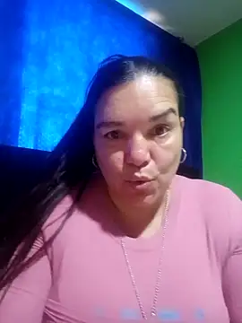 Snapshot of lee_hot chatting on 02/01/26, 03:21 lee hot online show from 02/01/26, 03:21