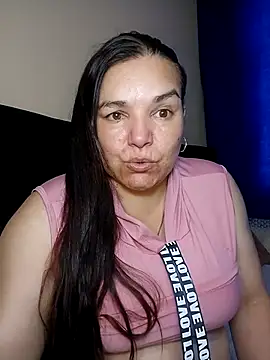 Snapshot of lee_hot chatting on 02/04/26, 07:31 lee hot online show from 02/04/26, 07:31