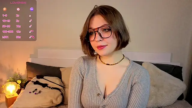 Next2Marie online show from 04/12/26, 05:56