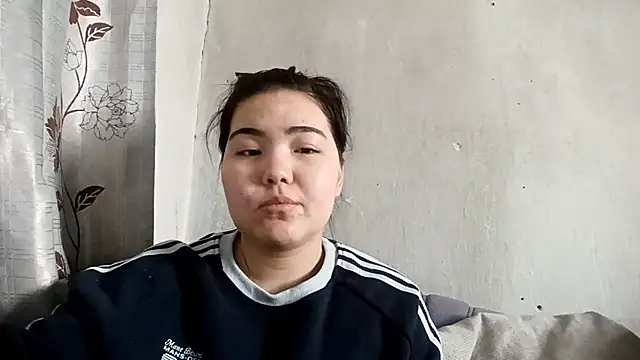 MollyAsian online show from 02/15/26, 05:37