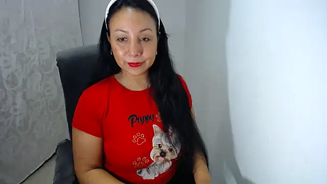 Snapshot of soyElena46 chatting on 06/08/26, 12:05 soyElena46 online show from 06/08/26, 12:05