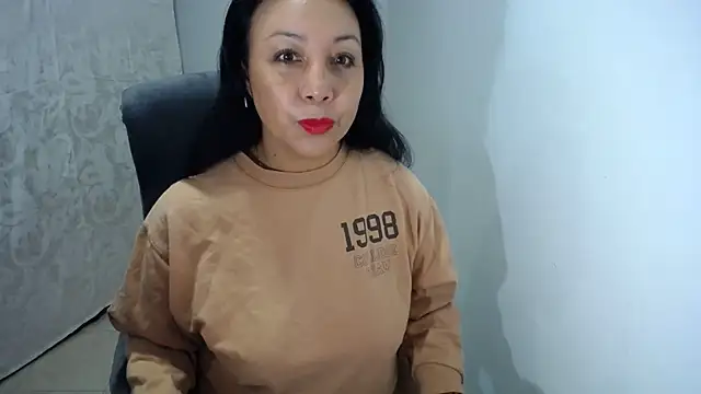 Snapshot of soyElena46 chatting on 07/01/26, 11:56 soyElena46 online show from 07/01/26, 11:56